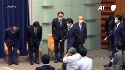 Gobierno japonés confirma ataque a ex líder Abe, se desconoce su condición