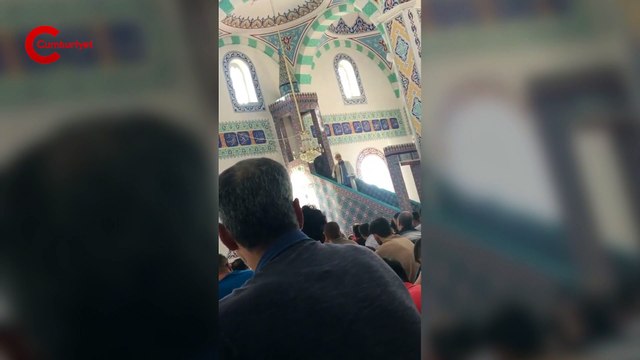 İmam vaazında doktorları hedef aldı: 'Öldürmez misin, dövmez misin, sövmez misin!'