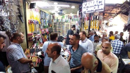 Şanlıurfa'da bıçakçılarda son gün yoğunluğu