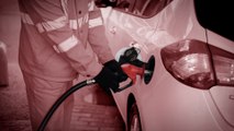¿Por qué el precio del combustible está en máximos? Las razones por las que los usuarios están pagando precios récord a la hora de recargar el depósito de sus coches