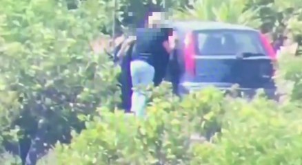 Download Video: Siracusa, operazione Agorà: arrestati due ricercati vicini al clan Nardo (08.07.22)