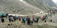 Amarnath गुफा के पास बादल फटा, कैंप के बीच से गुजरा सैलाब, सामने आईं दिल दहलाने वाली तस्वीरें | India Chahta Hai