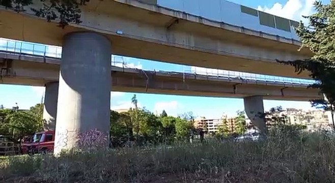 Tir caduto dal cavalcavia, grave incidente sul raccordo Perugia Bettolle
