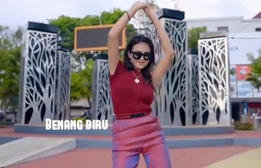 BENANG BIRU...Kusut..KALAH DALAM PERCINTAAN