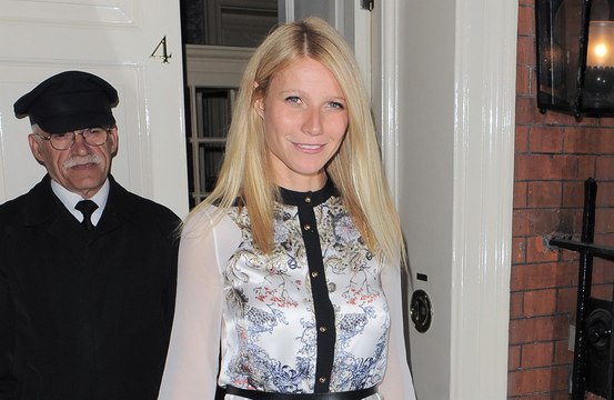 Gwyneth Paltrow publica una lista muy larga de consejos para elegir y usar vibradores