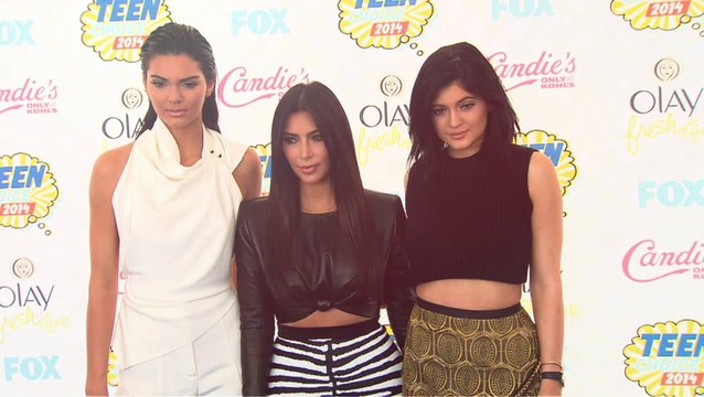 Kendall Jenner Shows Love To Devin Booker With Phoenix Suns Shirt Amid Reunion Speculation