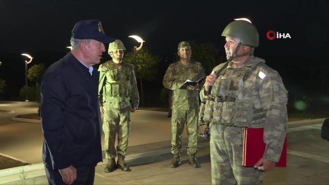 Bakan Akar ve TSK komuta kademesinden Süleyman Şah Türbesi'ne ziyaret