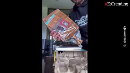 Que no te pase: Tatán Mejía pensó que había comprado una tablet por Internet, pero le llegó una tabla de cocina