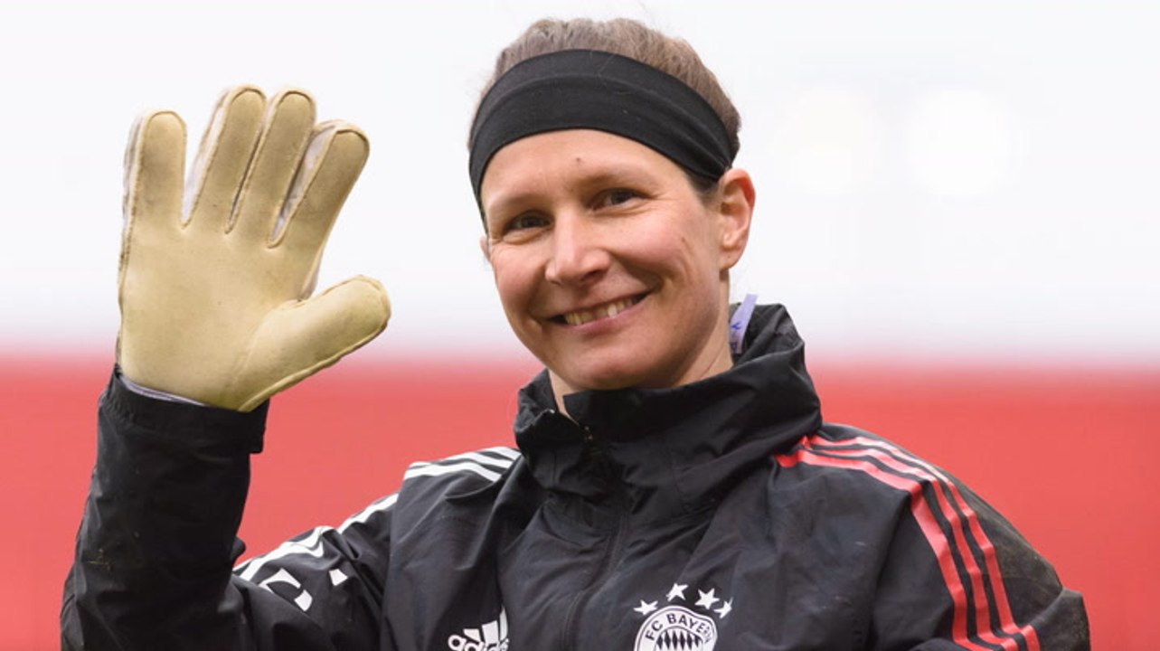 So sah Fußballspielerin Kathrin Lehmann vor über 20 Jahren aus