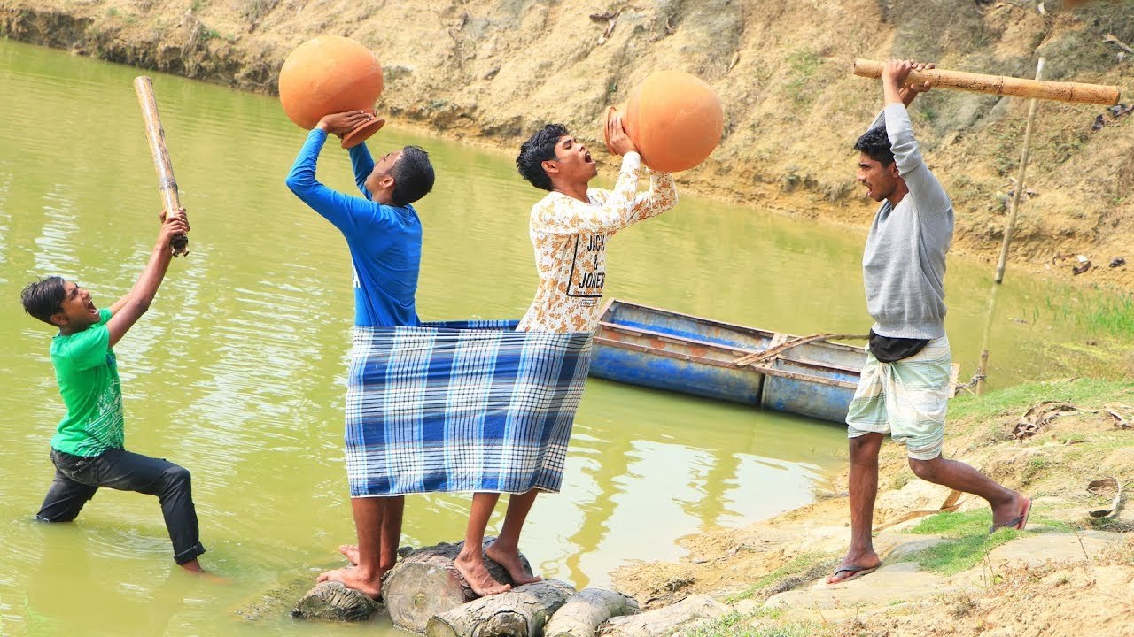 New Top Funny Comedy Video 2020__Very Funny Stupid Boys__Episode--103--Indian Fun   ME Tv