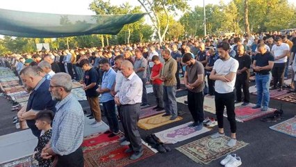 Malatya'da Kurban Bayramı namazında camiler doldu