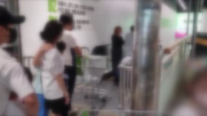 충남 아산 모 대형마트 에스컬레이터 멈춰...고객 불편 / YTN