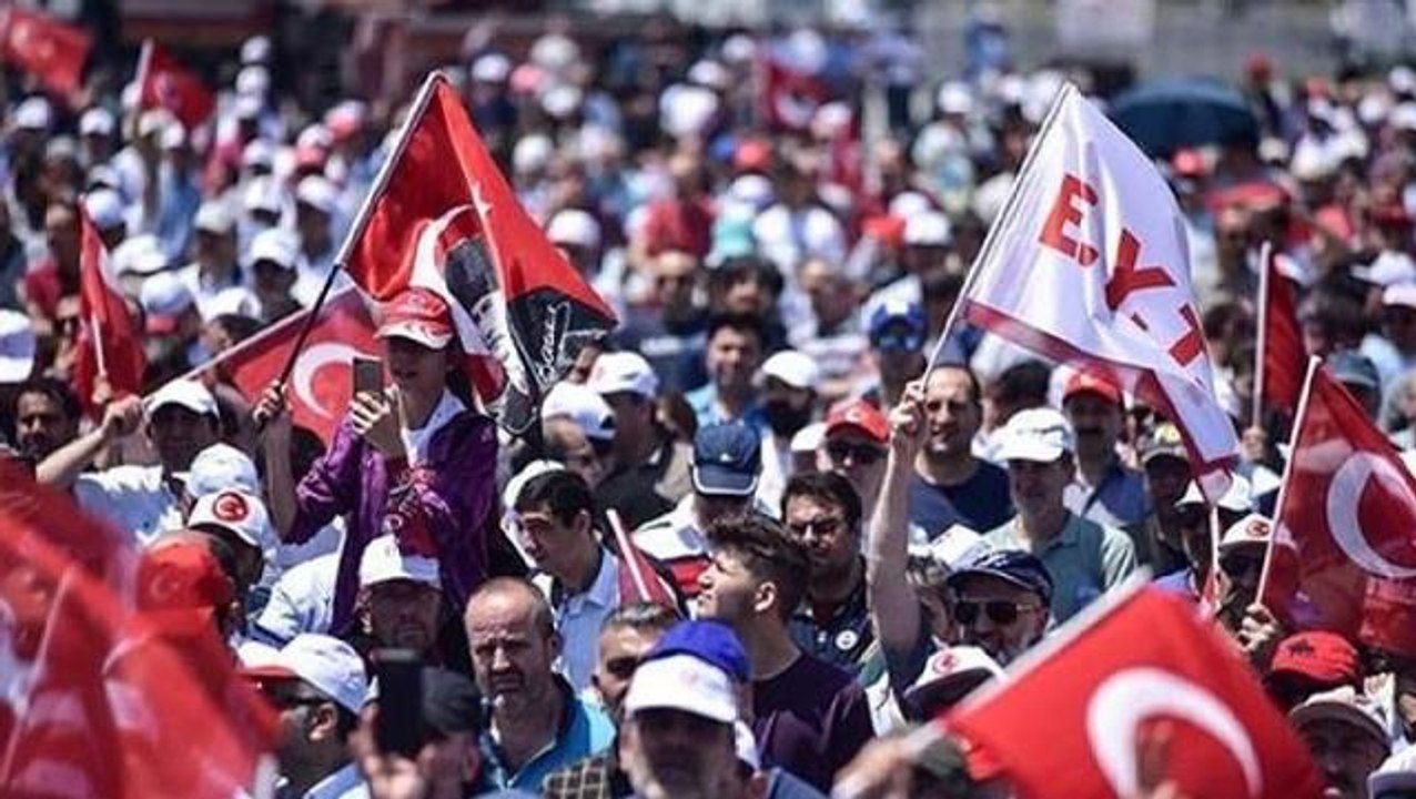 Milyonların heyecanla beklediği EYT'de takvim netleşti! Kademeli emeklilik geliyor