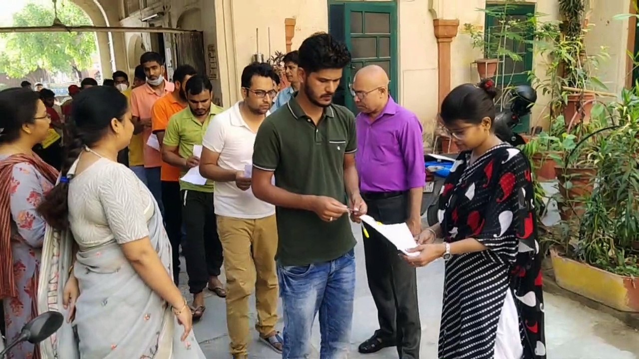 5386 पदों के लिए हुई वीडीओ परीक्षा, तीन बजे से...