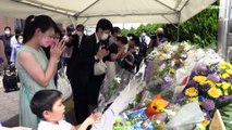 Multiplicam-se tributos a Shinzo Abe