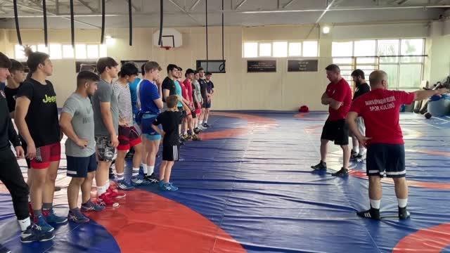 Sakarya Büyükşehir Güreş Takımı, şampiyon kadrosuyla Süper Lig'e hazır