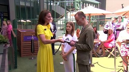Kate stuns in yellow dress as she arrives at Wimbledon