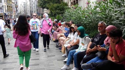 Taksim'de bayram yoğunluğu
