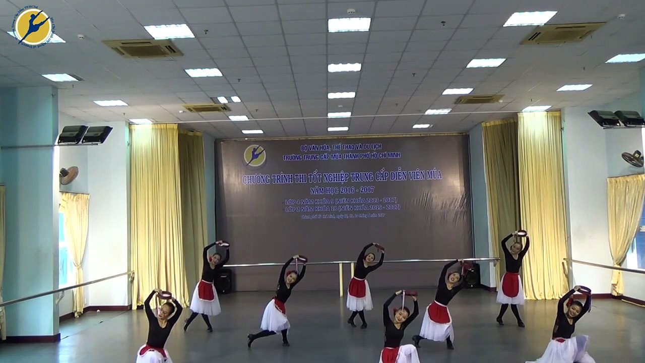Trường Múa TPHCM - Chương Trình Thi TN Tính Cách 2K18E | Múa Tính cách nước ngoài | Hệ 2 năm