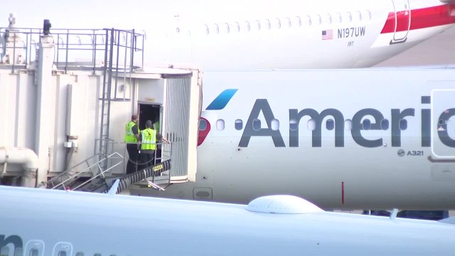 American Airlines emergency landing at Phoenix Sky Harbor