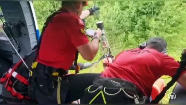 Jandarmanın sel bölgesindeki çalışmaları kliple anlatıldı