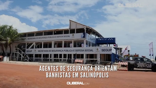 Agentes de segurança orientam banhistas em Salinópolis