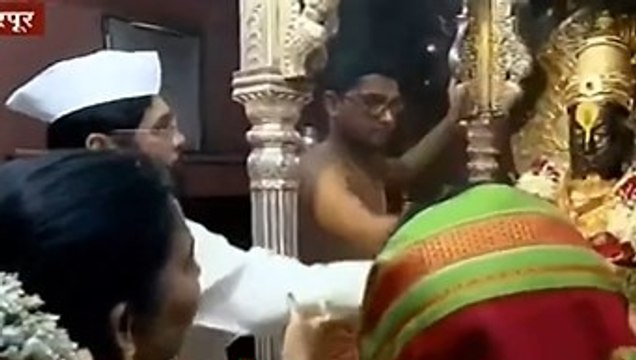 Aashadhi Ekadashi 2021 : शासकीय पूजेसाठी CM Eknath Shinde पंढरपुरात, Shrikant Shinde देखील उपस्थित