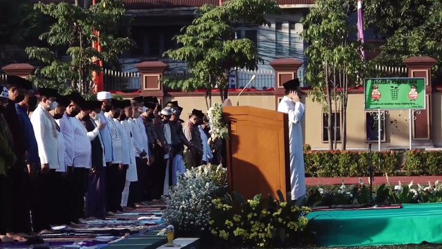 Hari Raya Idul Adha 1443 H/2022, Kapolri Dan Wakapolri Serahkan 112 Hewan Kurban