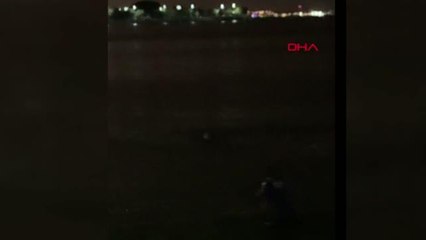 İSTANBUL-AVCILAR'DA DENİZE DÜŞENİ ZABITA AMİRİ KURTARDI