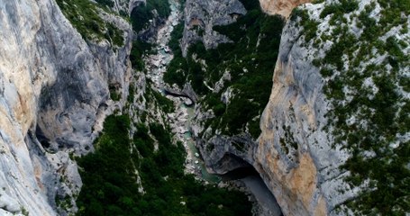 Video herunterladen: Sécheresse : pas de rafting cet été dans les gorges du Verdon, avec seulement 40 cm d’eau