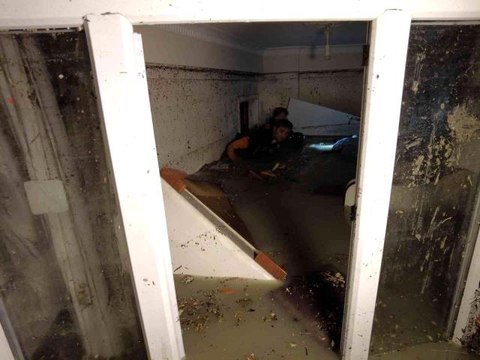 Son dakika haber | Esenyurt'ta evler su altında kaldı, itfaiye ekipleri mahsur kalanları aradı