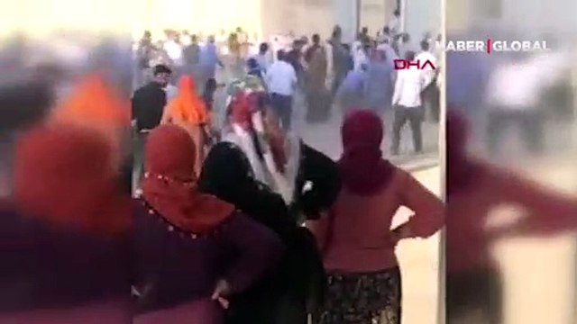 Köy savaş alanına döndü! 51 kişinin yaralandığı kavga kamerada