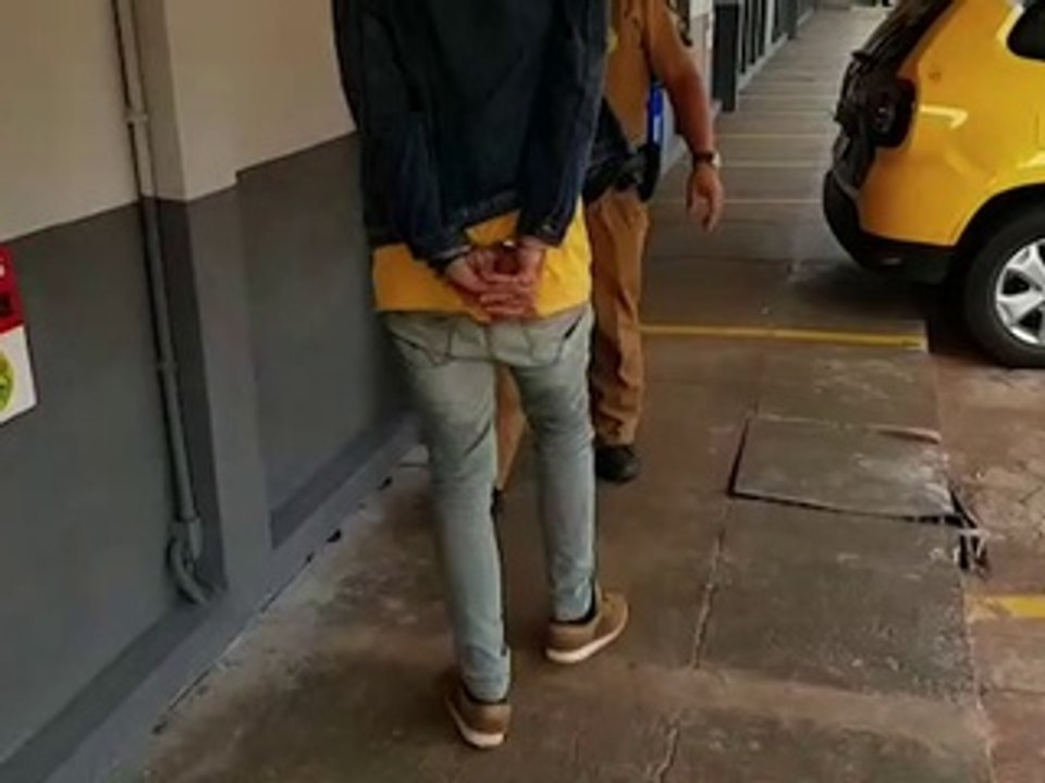 PM apreende cocaína, ecstasy e maconha com jovem que estava em festa 'rave'