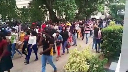 Manifestantes ocupam palácio presidencial no Sri Lanka