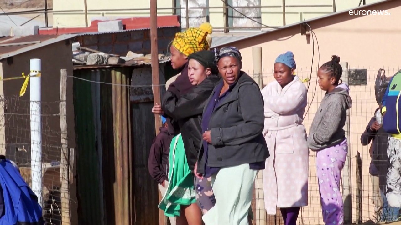 Maskierte Angreifer töten 15 Menschen in Bar in Johannesburg