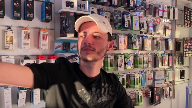 Kar maskeli hırsızlar 700 bin TL’lik soygun yaptı... O anlar saniye saniye kamerada