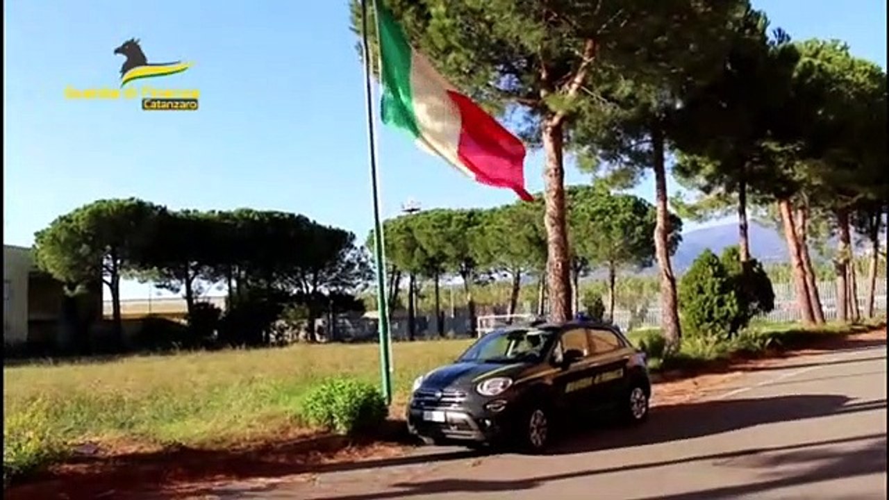 Sfruttamento del lavoro a Lamezia, sequestro da 660 mila euro per 2 imprenditori