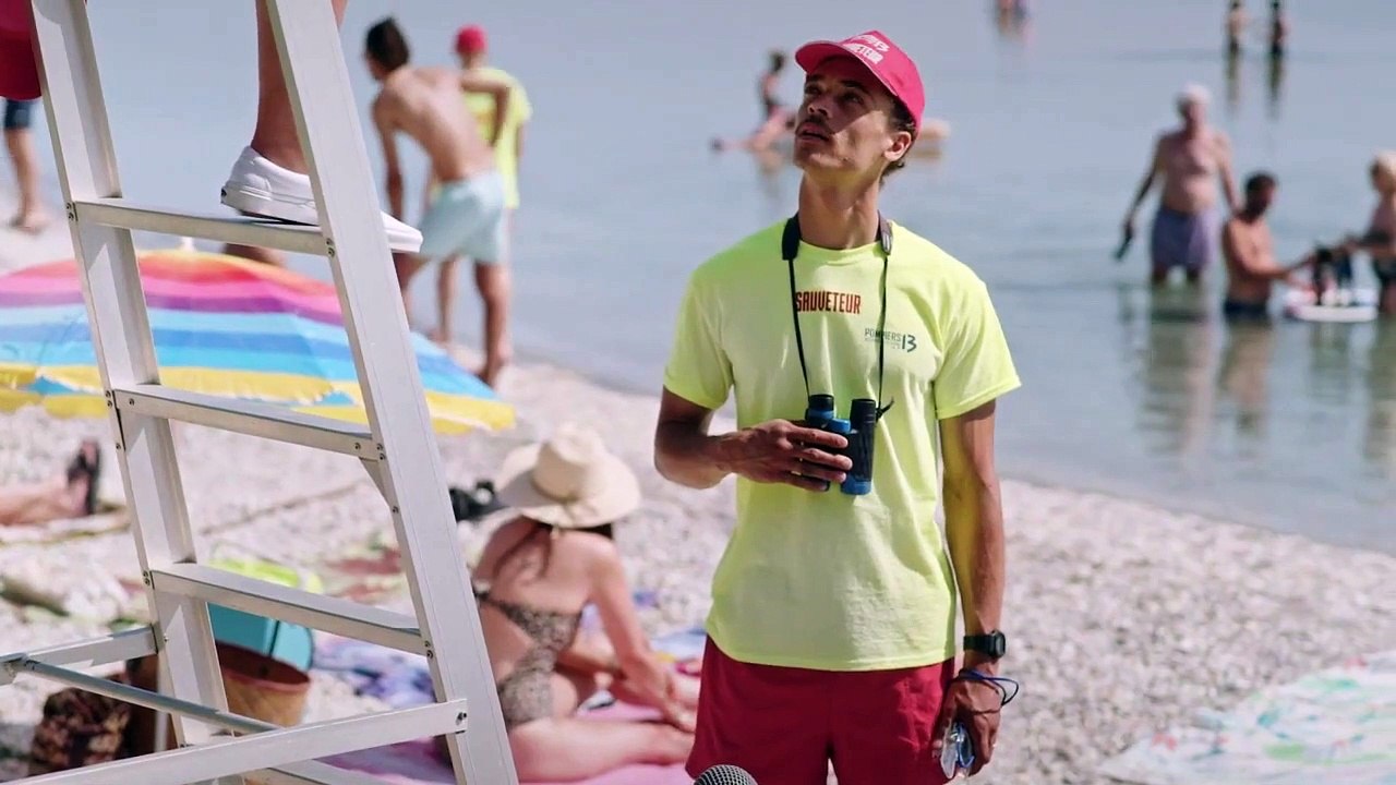 Plus Belle la Vie - Le shooting sexy de Baptiste et Justine