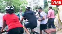 Salman Khan and Akshay Kumar Cycling on Marine Drive at Mumbai Police Event