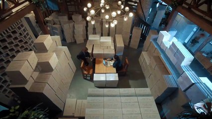 Le drame causé par les crêpes, la carrière du secrétaire était en crise, et le village a même tenu une réunion secrète pour révoquer le secrétaire