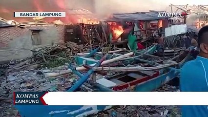 Si Jago Merah Lahap Delapan Rumah Warga