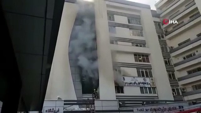İran’ın başkenti Tahran’da bir hastanede yangın çıktı.