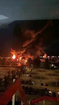 Países Baixos. Fogo em instalações de empresa financiada por Bill Gates