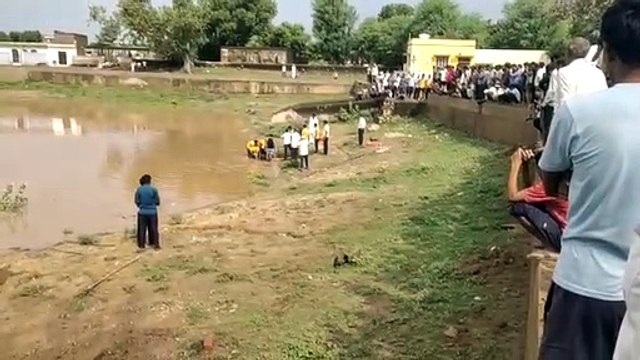 जोहड़ में नहाते उतरा 55 वर्षीय शख्स, हाथ जोड़कर अभिवादन करते हुए डूबा, 14 घंटे बाद मिला शव
