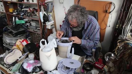 15 bin volt akıma kapılıp uzun süre tedavi görse de mesleğinden vazgeçmedi