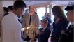 GALA VIDEO - “Ne le fais pas tomber !” Le prince George adorable avec le trophée de Novak Djokovic à Wimbledon