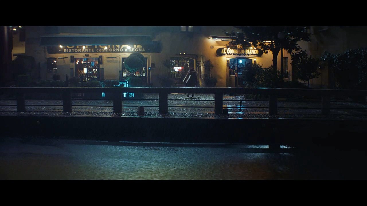 Amants super-héroïques EXTRAIT VF "Pluie"