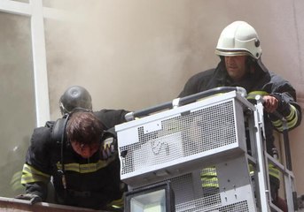 İTFAİYENİN KURTARMAK İÇİN ZAMANLA YARIŞTIĞI ENGELLİ KADININ EVDE OLMADIĞI ORTAYA ÇIKTI