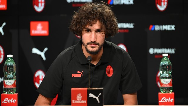 Yacine Adli: la conferenza stampa di presentazione