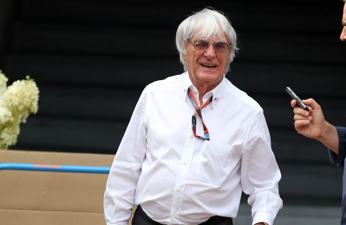 Bernie Ecclestone entschuldigt sich, nachdem er seine Unterstützung für Wladimir Putin zum Ausdruck gebracht hat